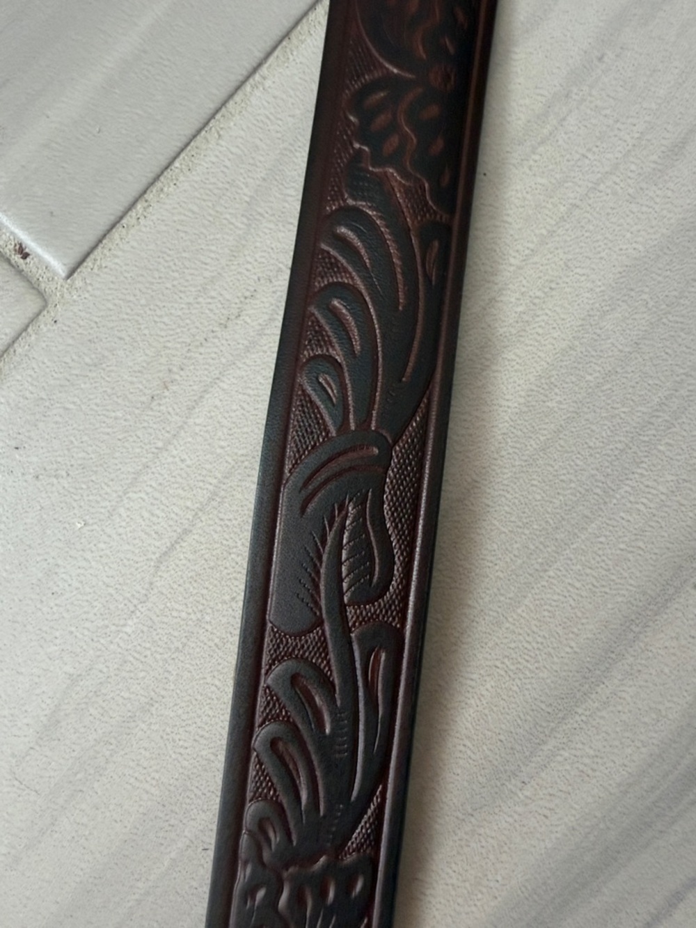 Levi's Dark Brown Tooled Leather Belt with Silver Buckle - Picture 4 of 8